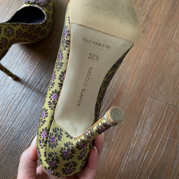 Manolo Blahnik Hangisi - Picture 5 of 10